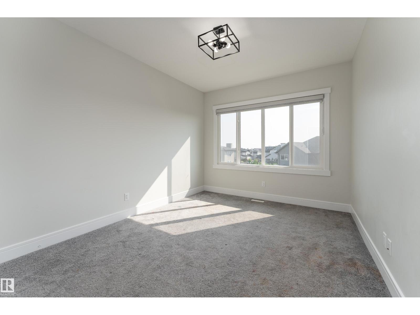 9383 226 ST NW - 41