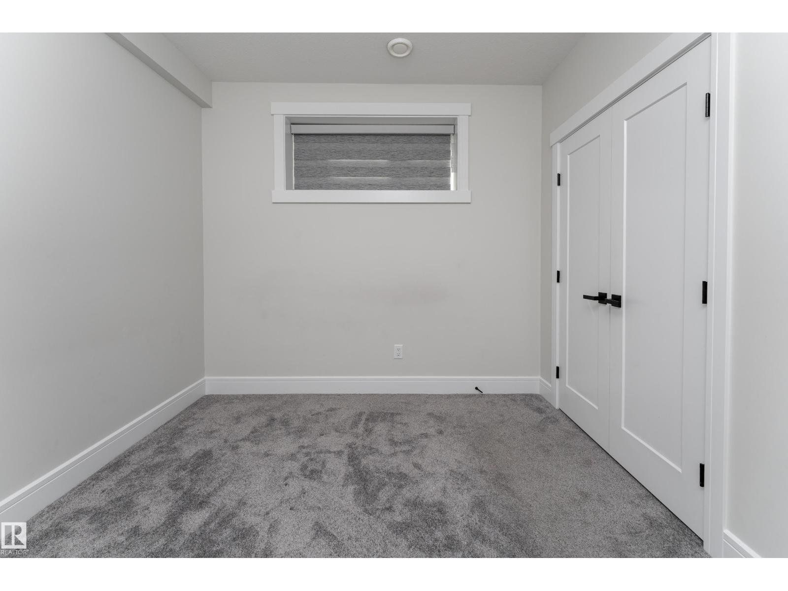 9383 226 ST NW - 54