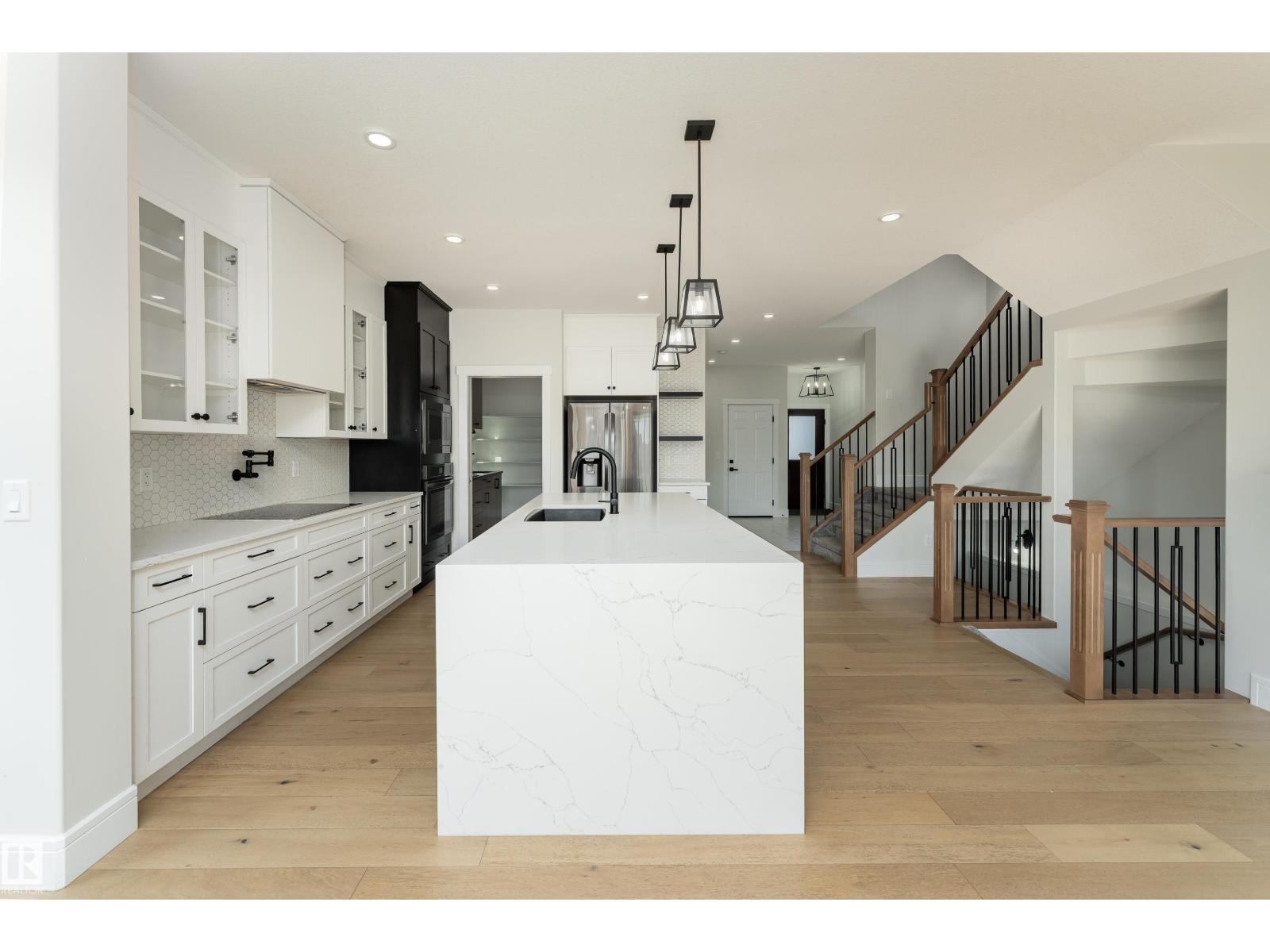 9383 226 ST NW — photo 9