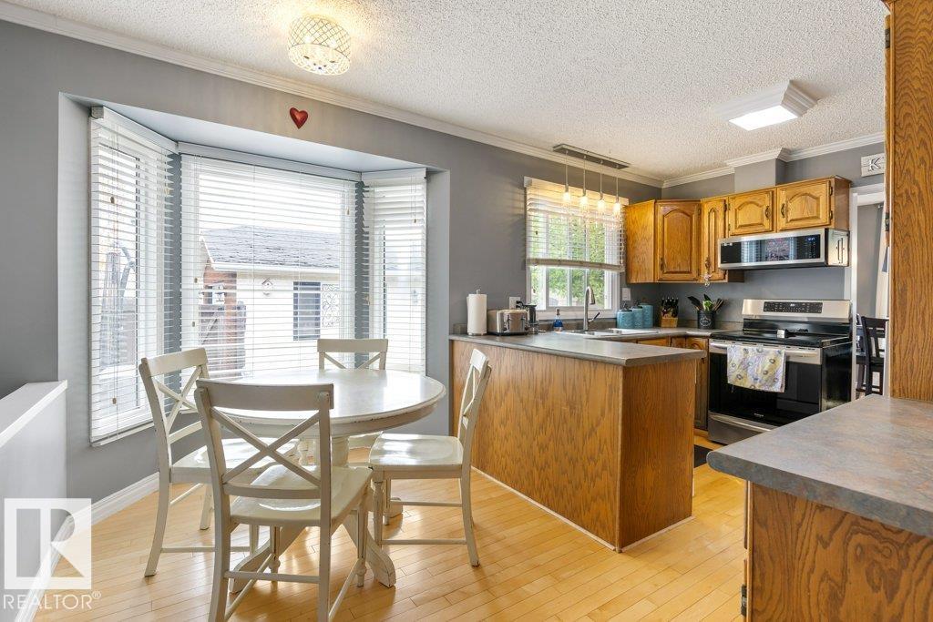 17115 92 ST NW - 9