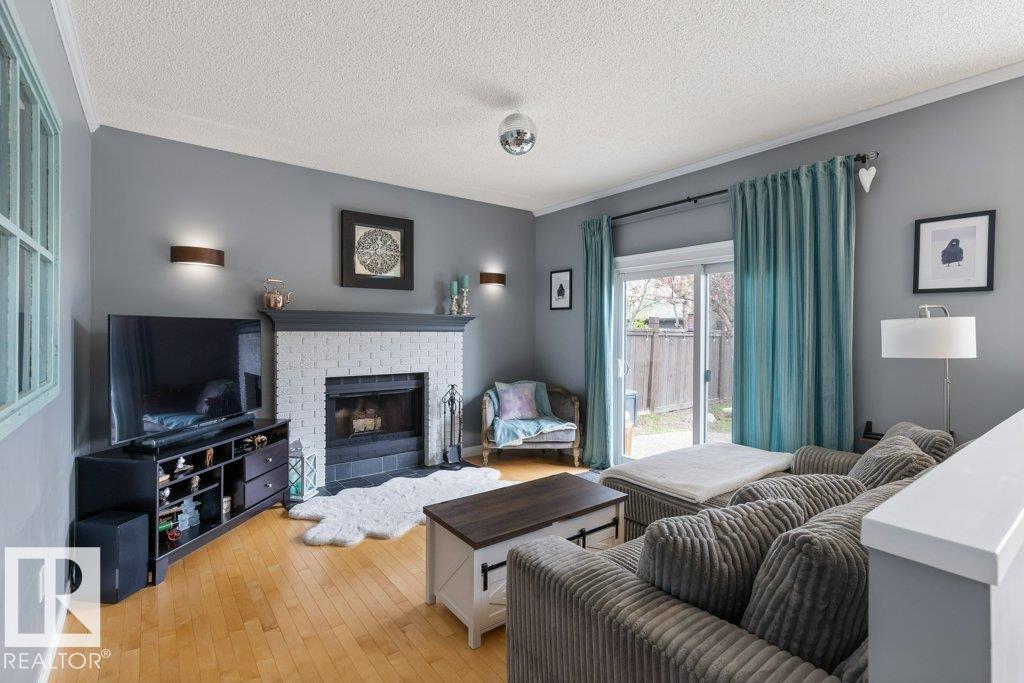 17115 92 ST NW - 13