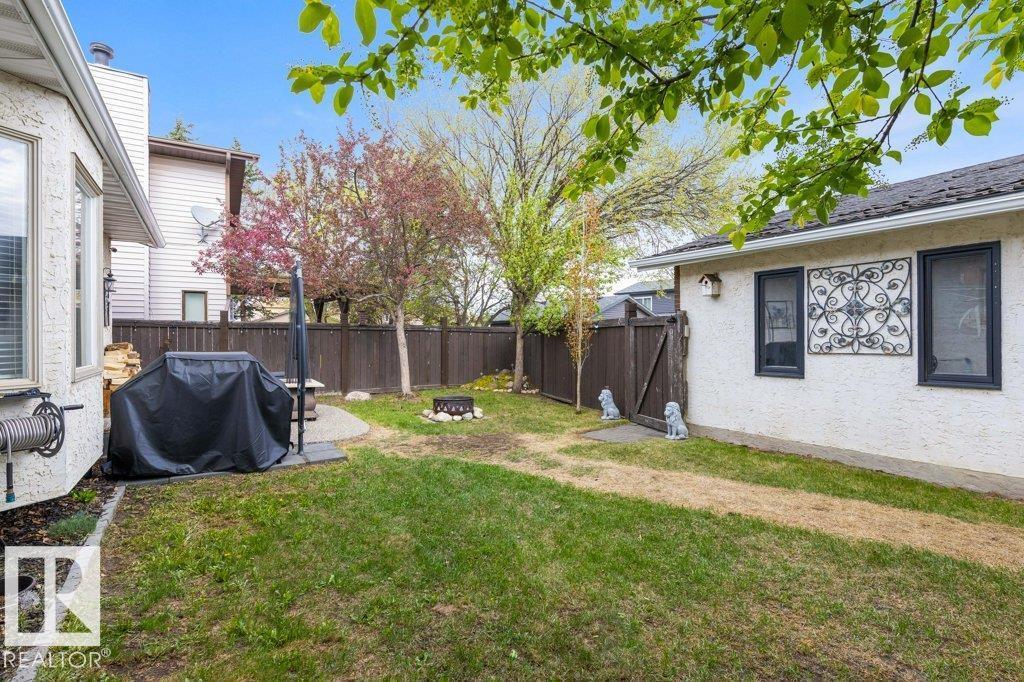 17115 92 ST NW - 30