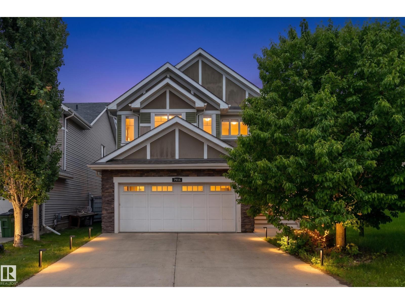 7916 18 AV SW - 1