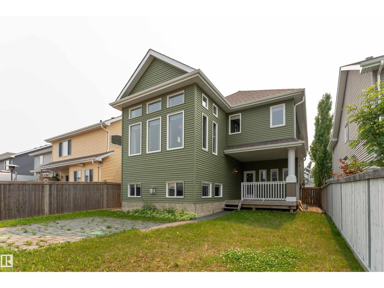 7916 18 AV SW - 52