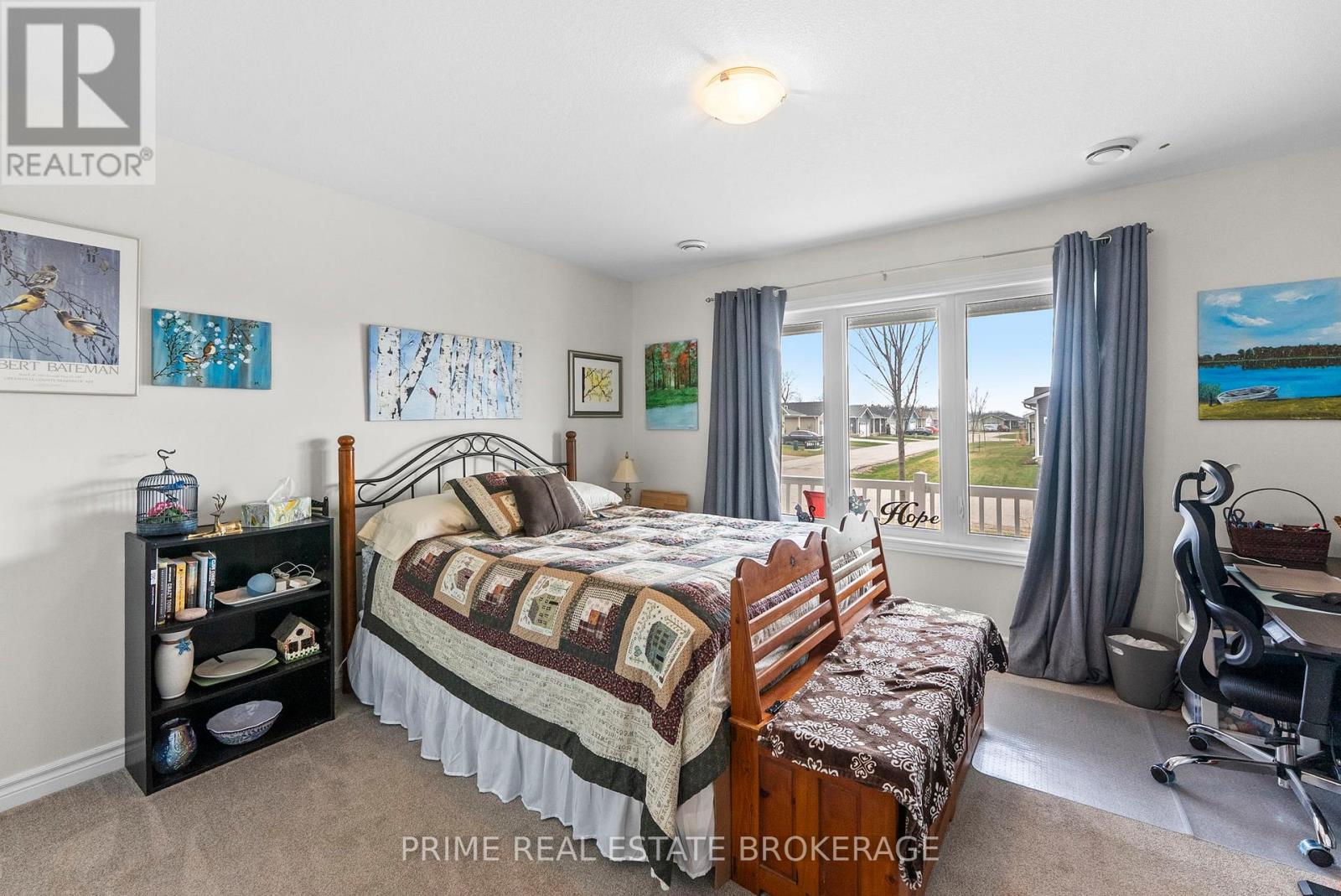 181 LAKE BREEZE DRIVE - 22
