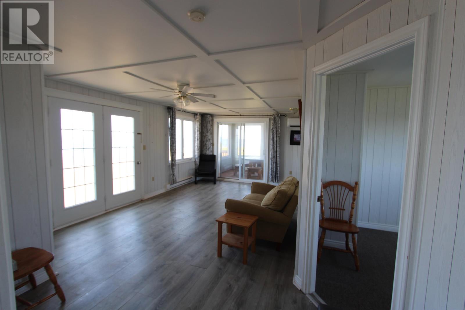 3/7 MELDRUM Place - 6