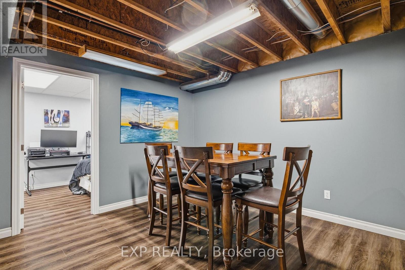 91 ANDREWS DRIVE - 25