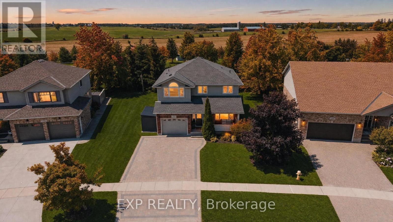 91 ANDREWS DRIVE - 35
