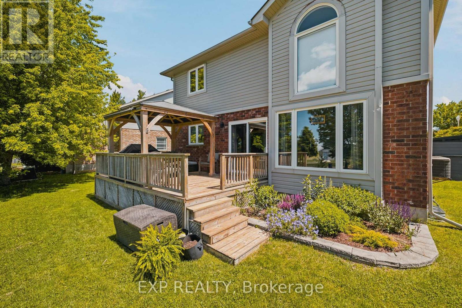 91 ANDREWS DRIVE - 28