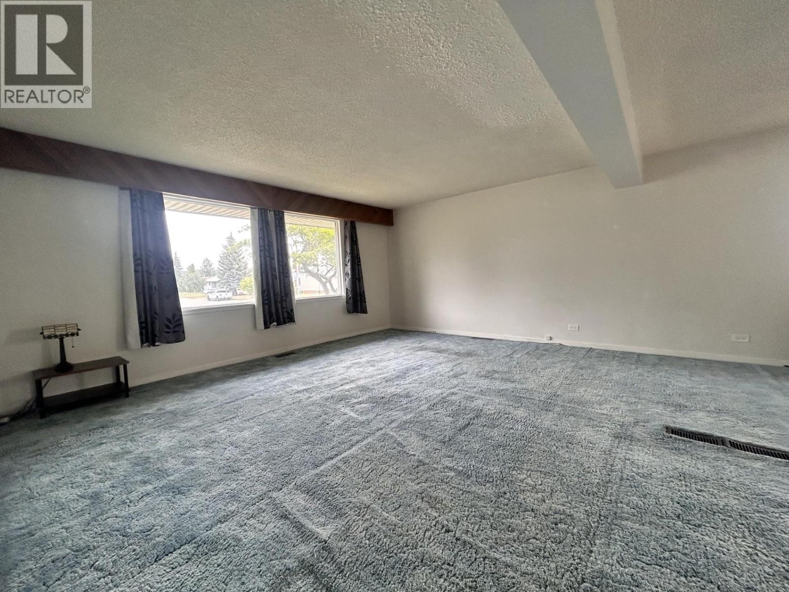 1525 EWERT STREET - 15