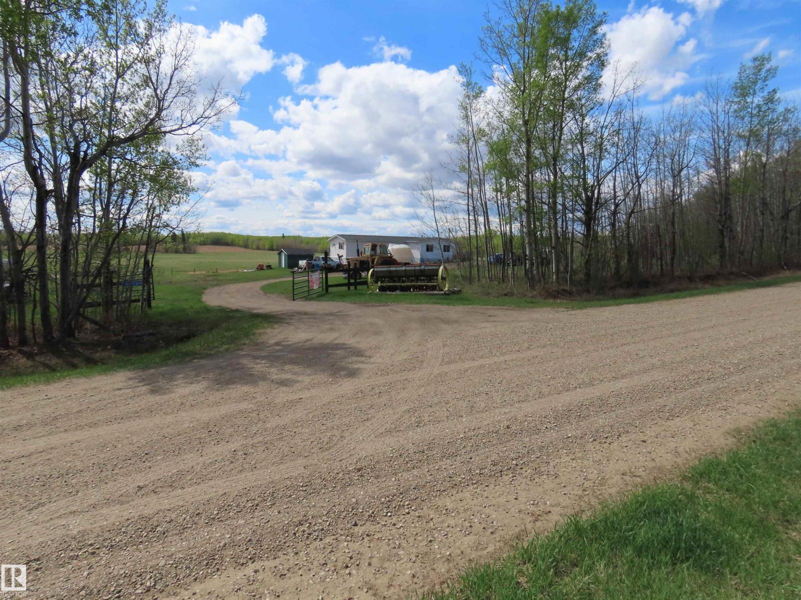 2013 TWP ROAD 563 - 18
