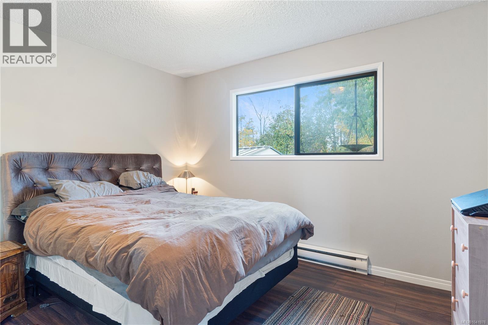 134 Finholm St S - 8