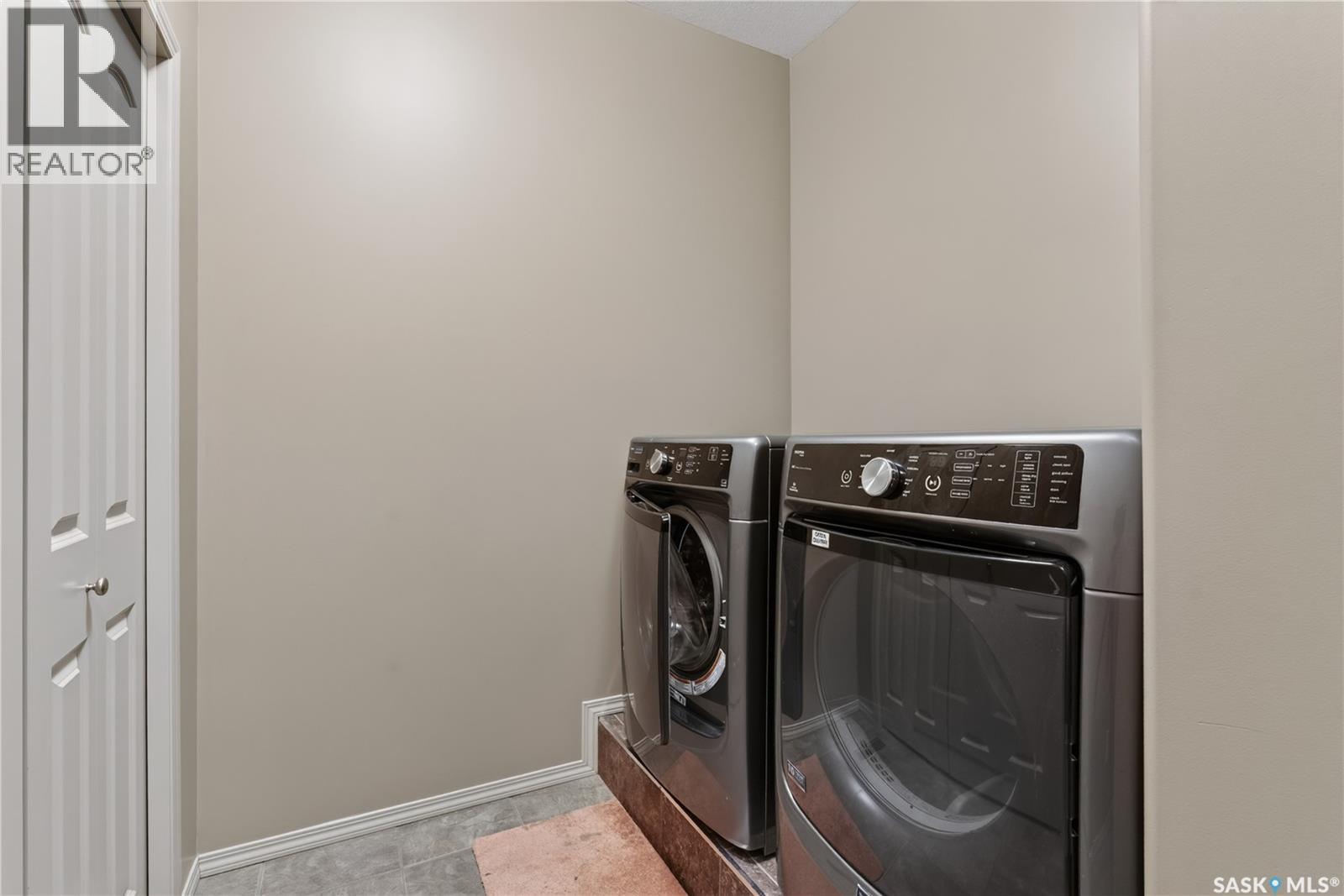 900 Water Ridge CRESCENT — photo 18