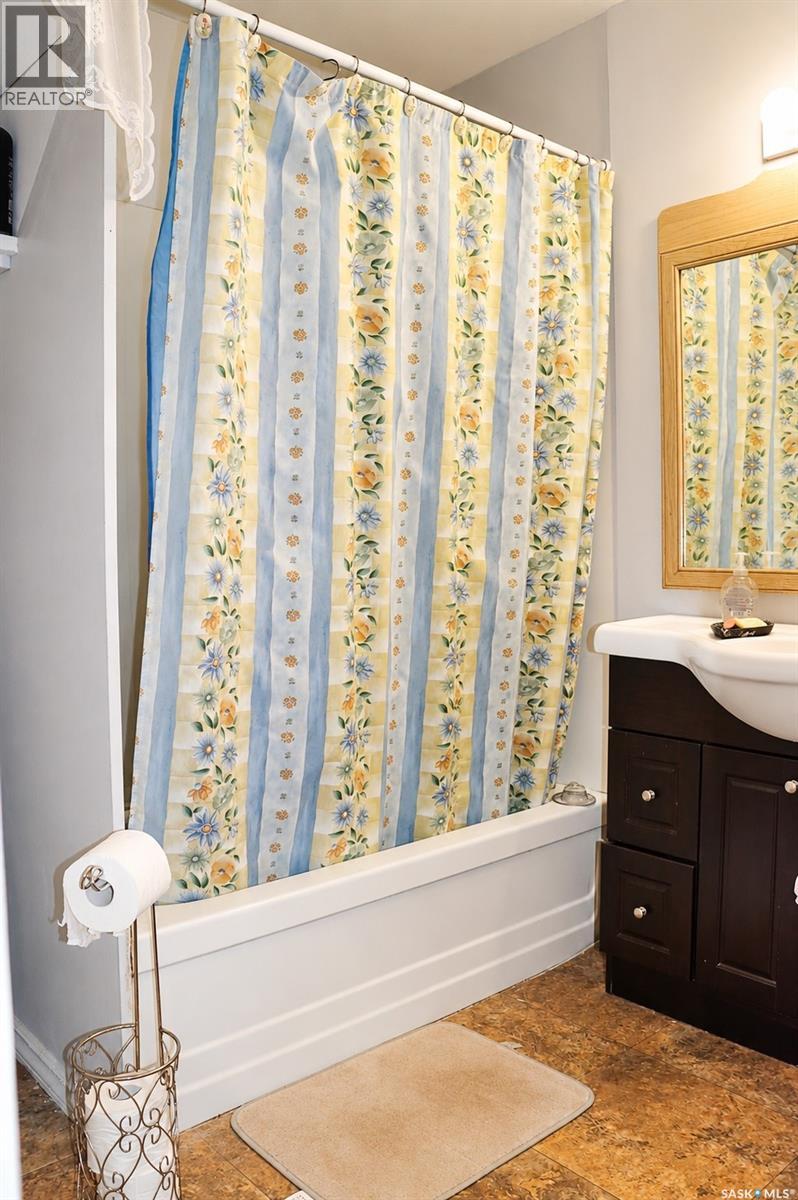 235 Gilbert STREET — photo 11