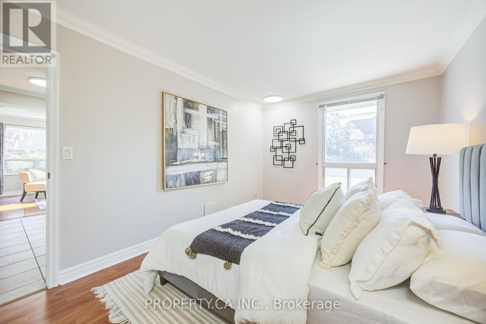 566 ROUGEMOUNT DRIVE - 15