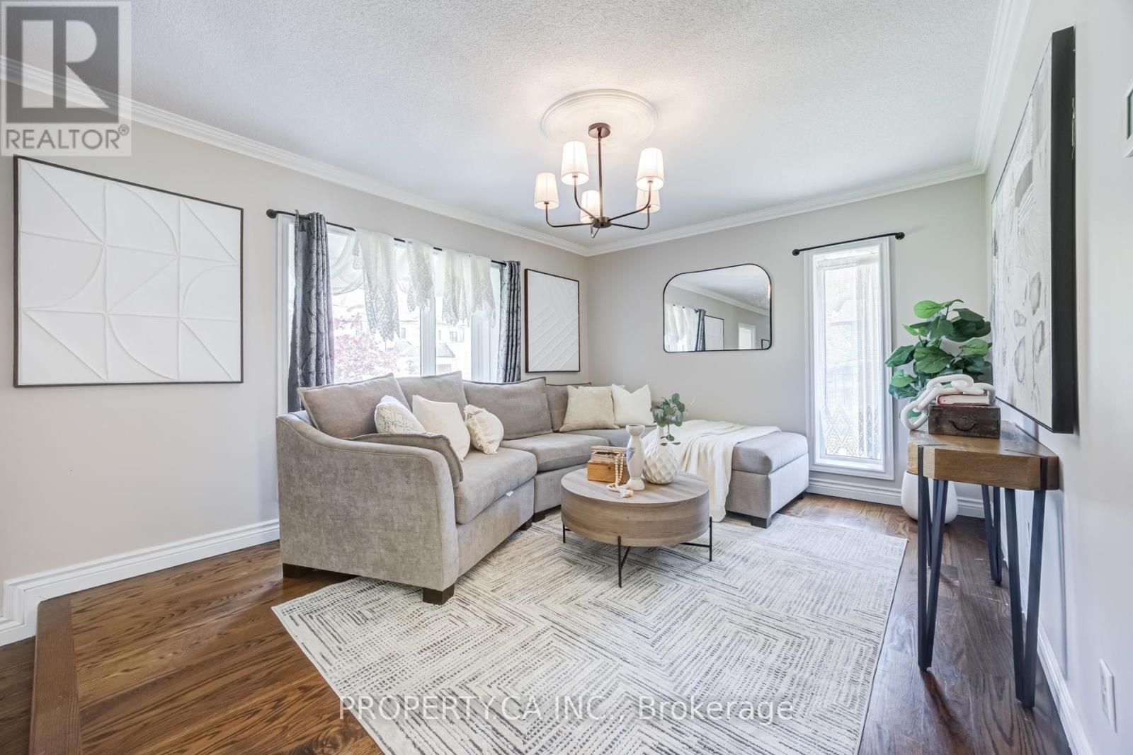 566 ROUGEMOUNT DRIVE - 3
