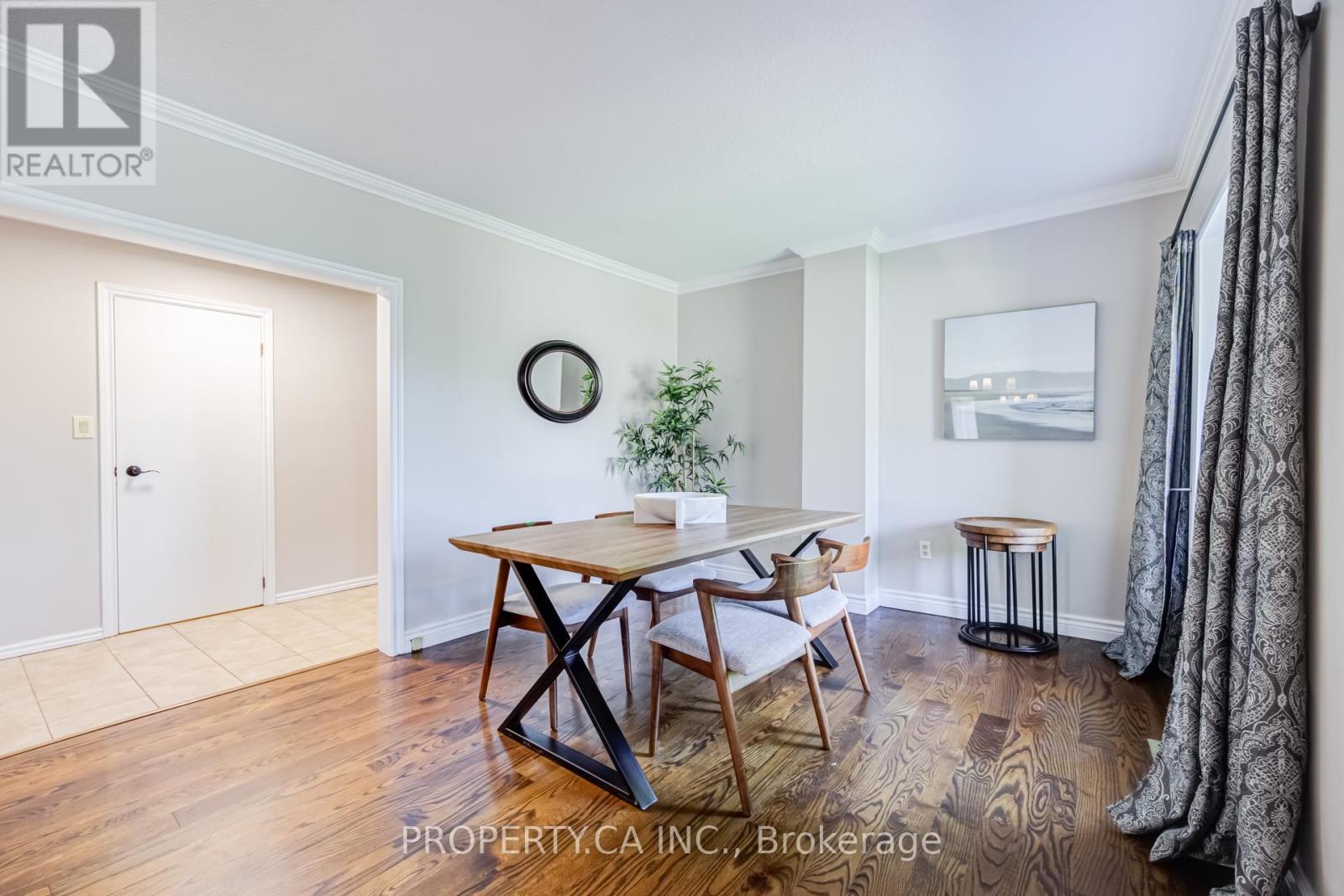 566 ROUGEMOUNT DRIVE - 7