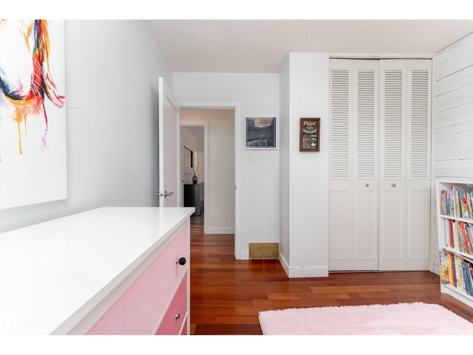 7816 142 ST NW - 26