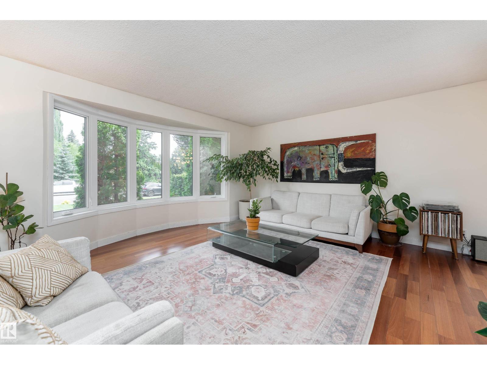 7816 142 ST NW - 3