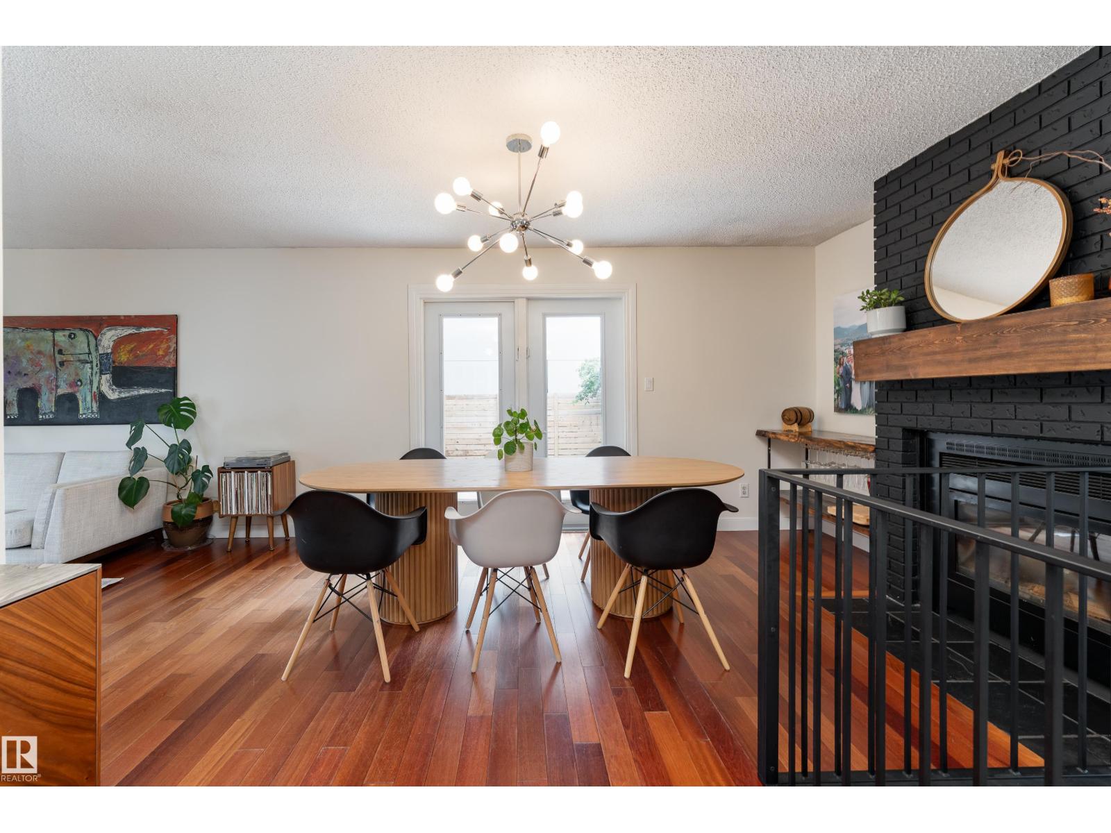 7816 142 ST NW - 4