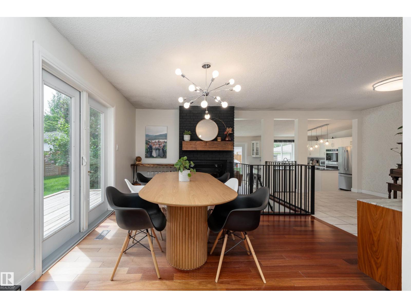 7816 142 ST NW - 5
