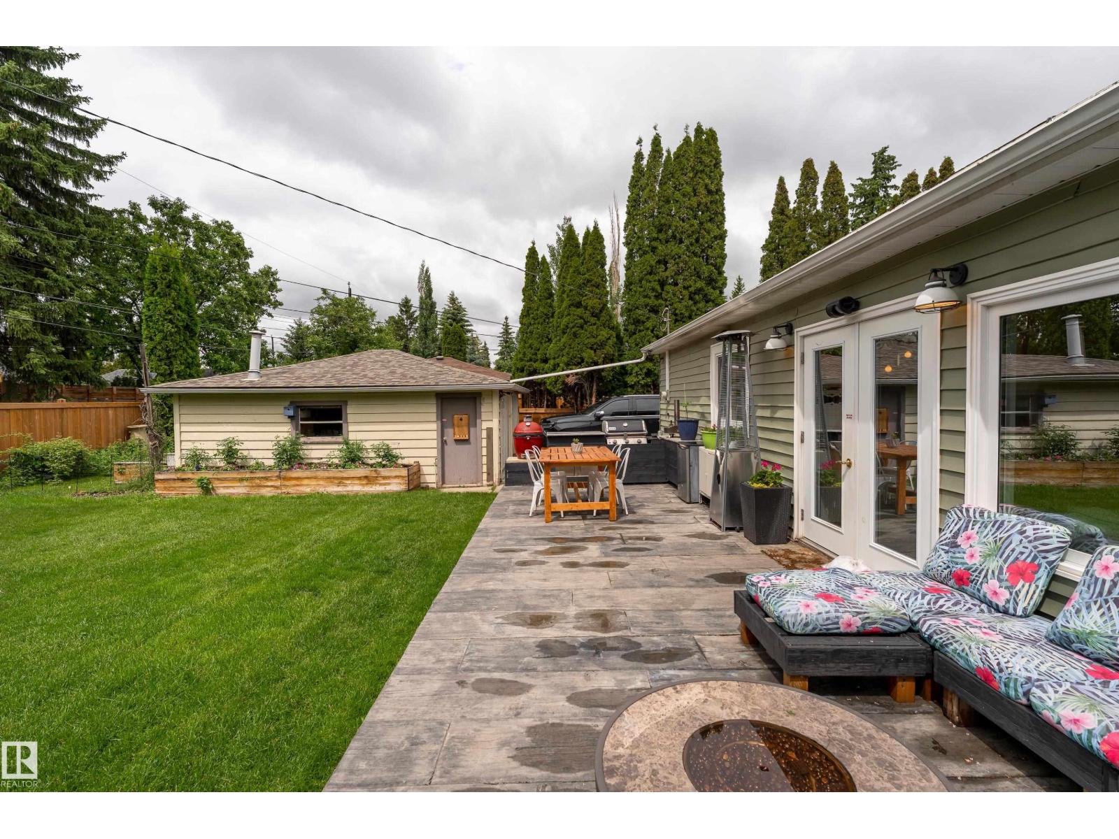 7816 142 ST NW - 50