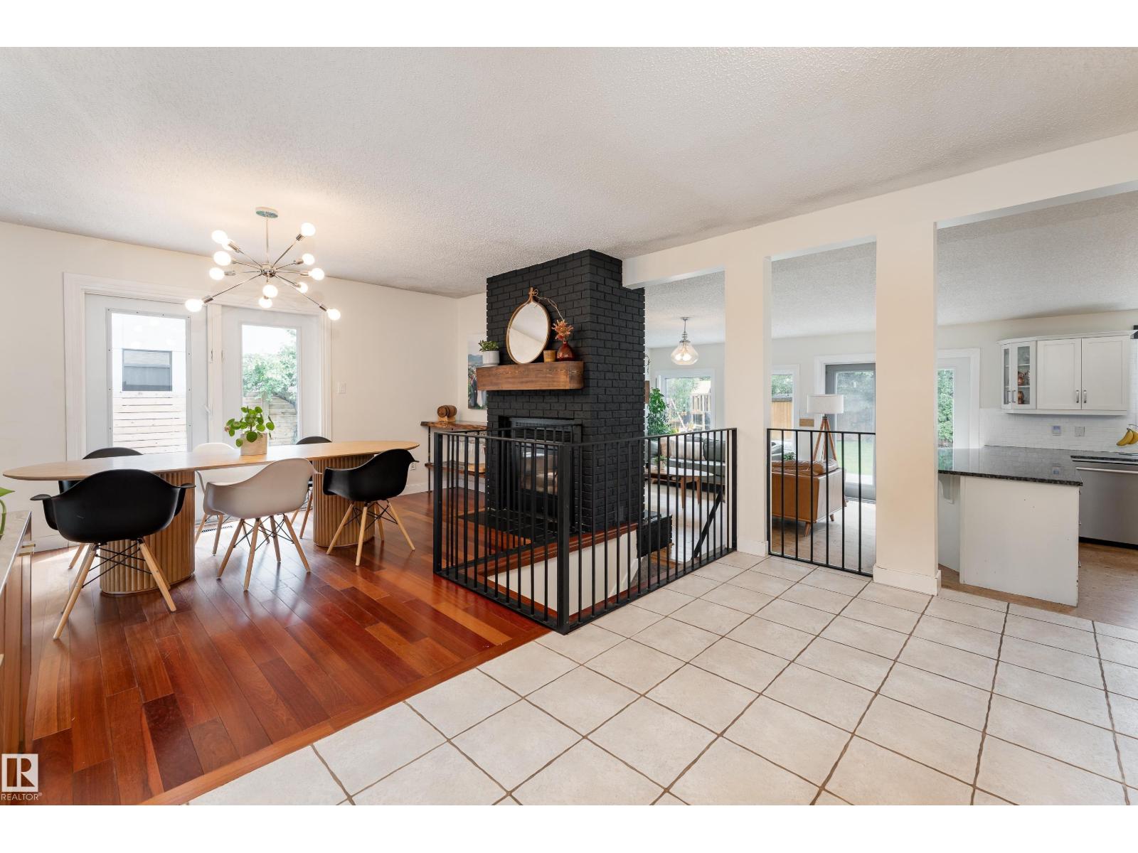 7816 142 ST NW - 7