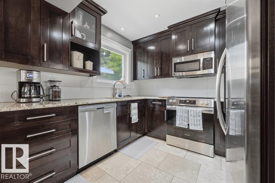 10321 137 ST NW - 12