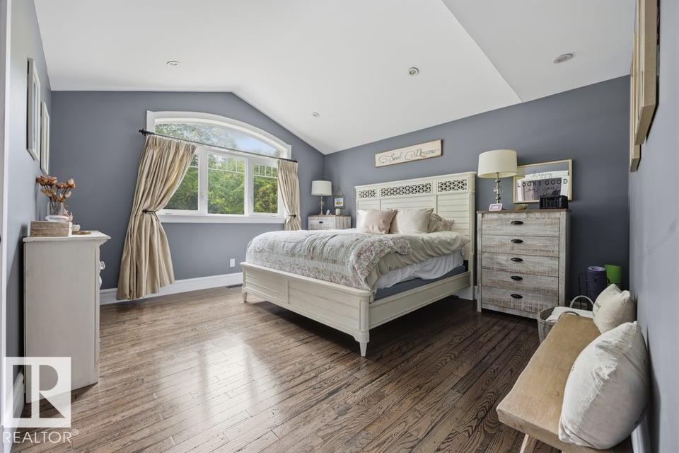 10321 137 ST NW - 20