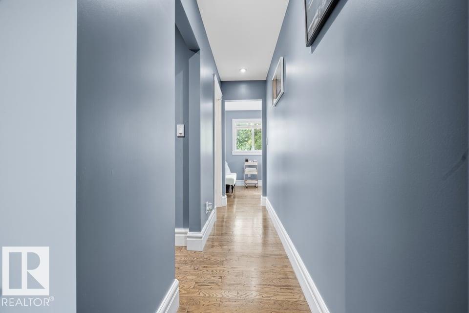 10321 137 ST NW - 22