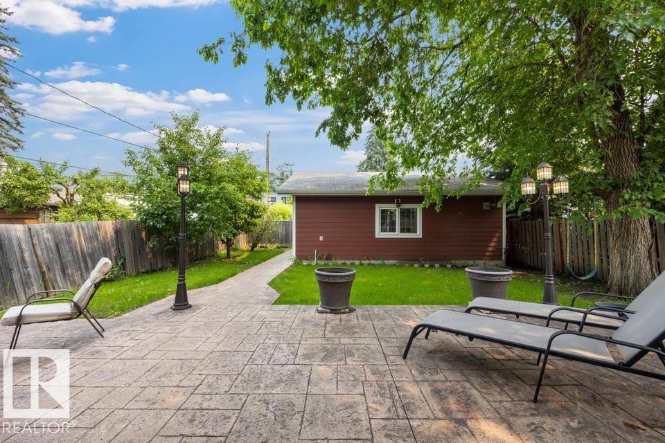 10321 137 ST NW - 46