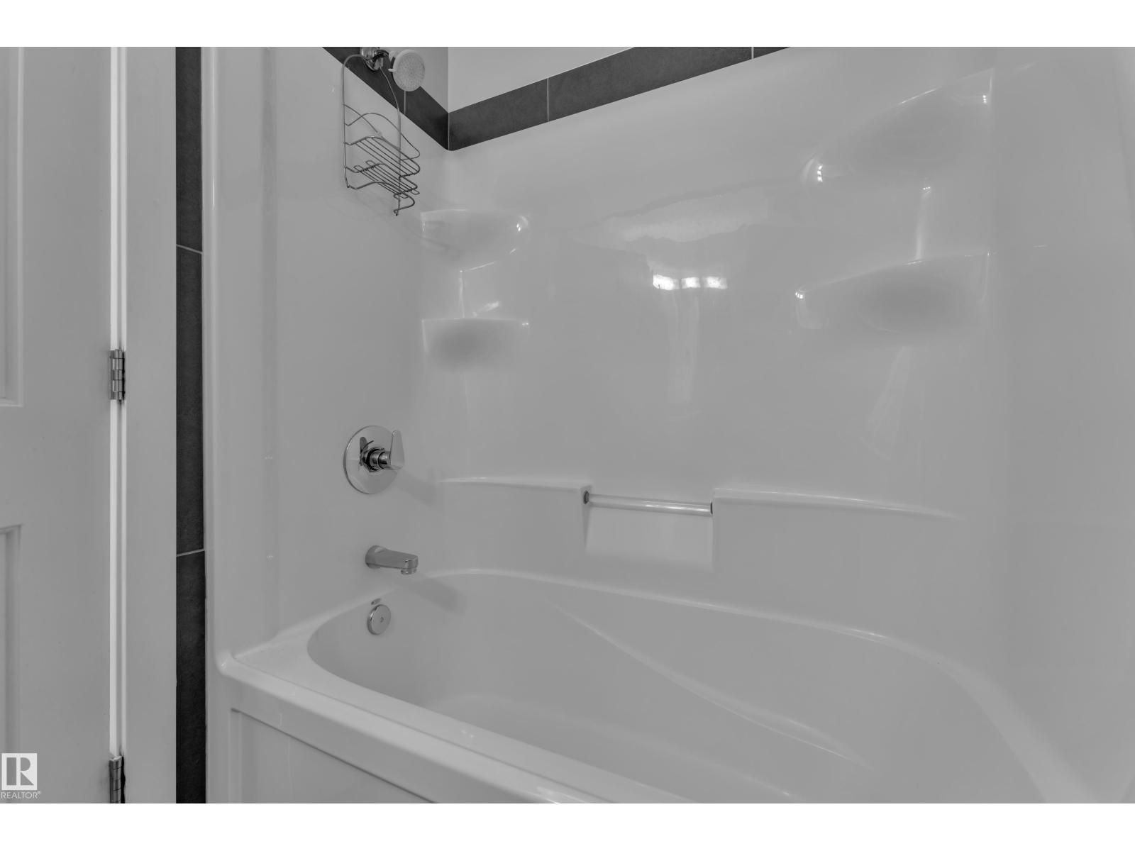 #15 2803 JAMES MOWATT TR SW - 15