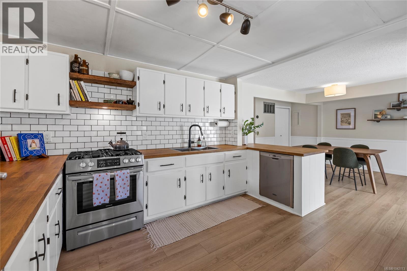 812 Townsite Rd - 5