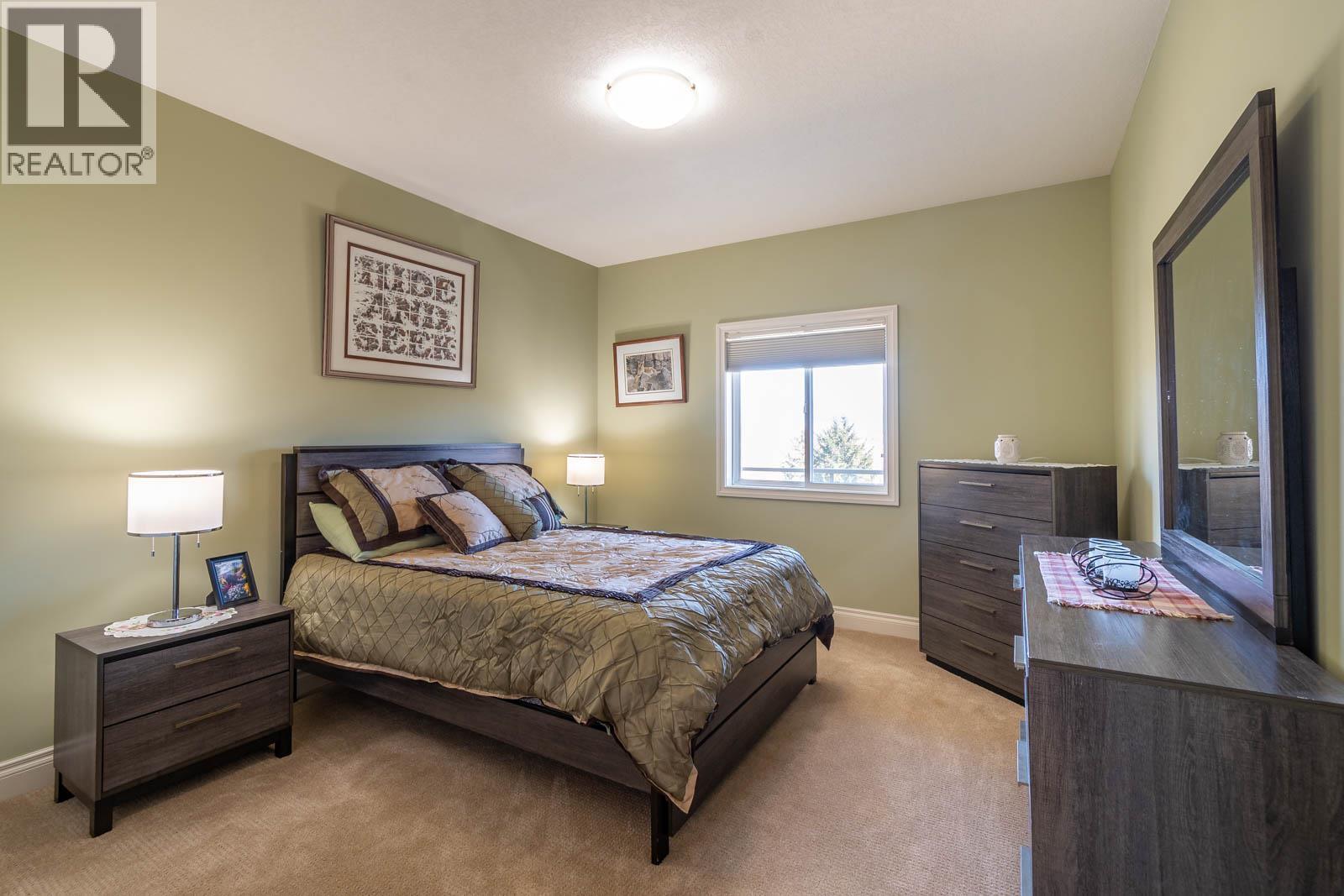 1025 Longacre Place - 49