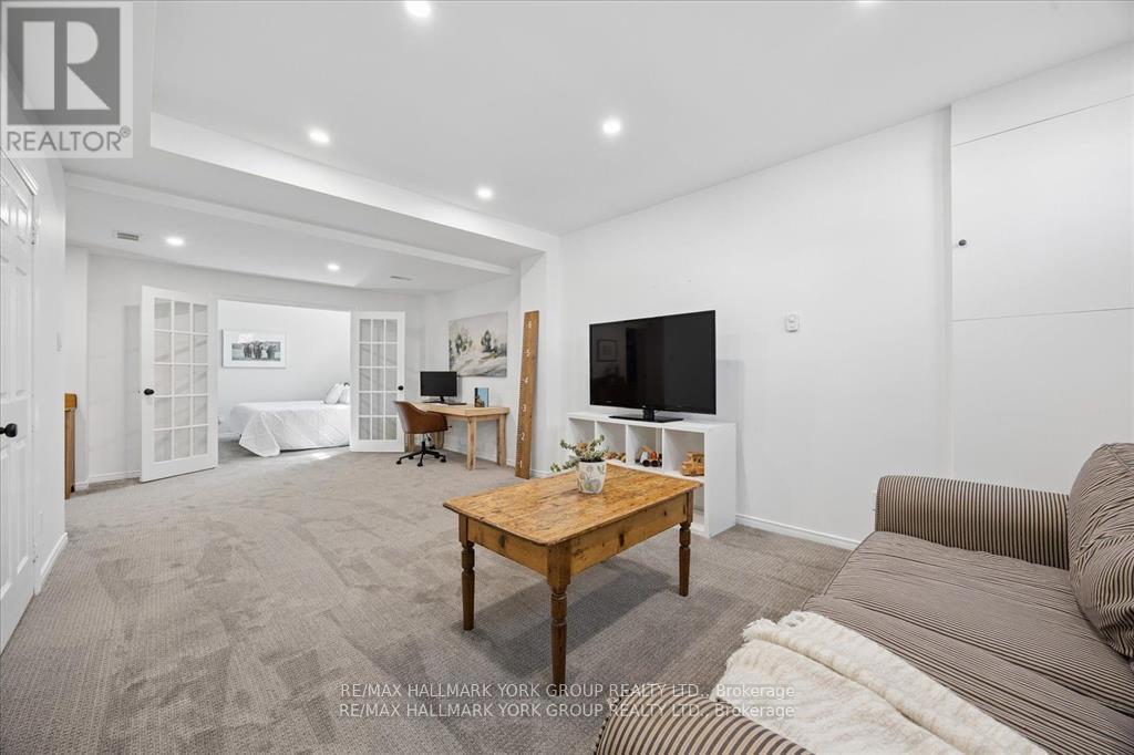 195 KING STREET - 27