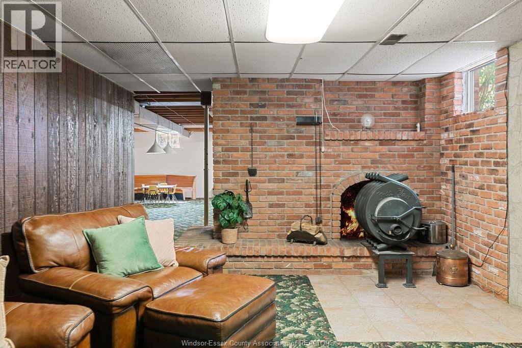24122 POPPE ROAD - 21