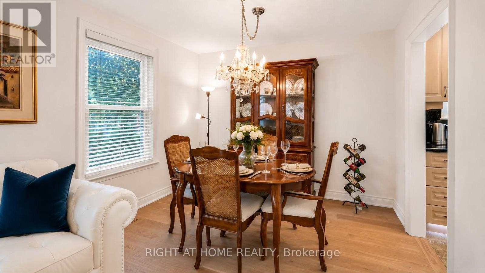 168 SPRINGHEAD GARDENS - 11