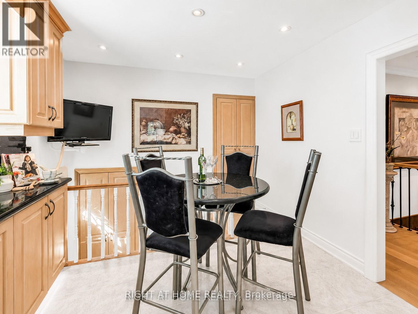 168 SPRINGHEAD GARDENS - 14