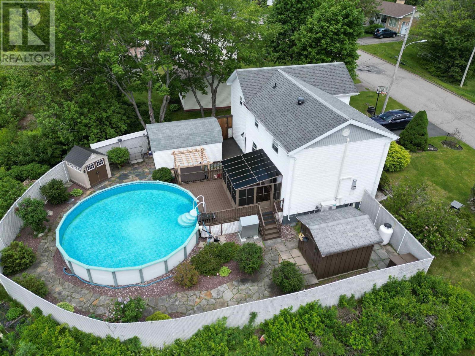 80 Parkwood Drive - 3