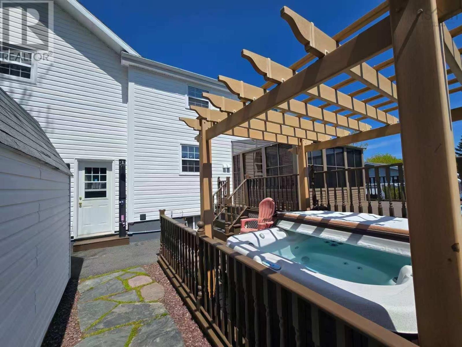 80 Parkwood Drive - 20