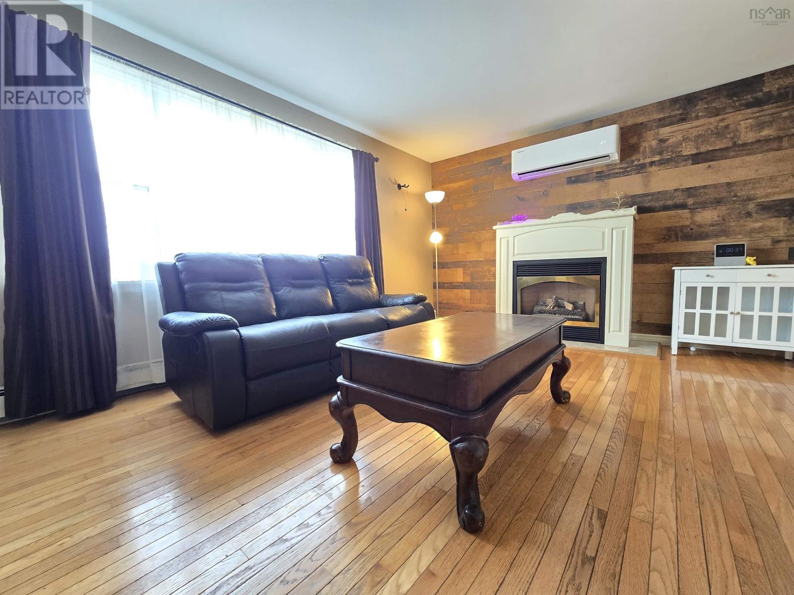 80 Parkwood Drive - 7