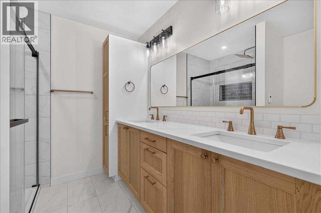 Primary ensuite