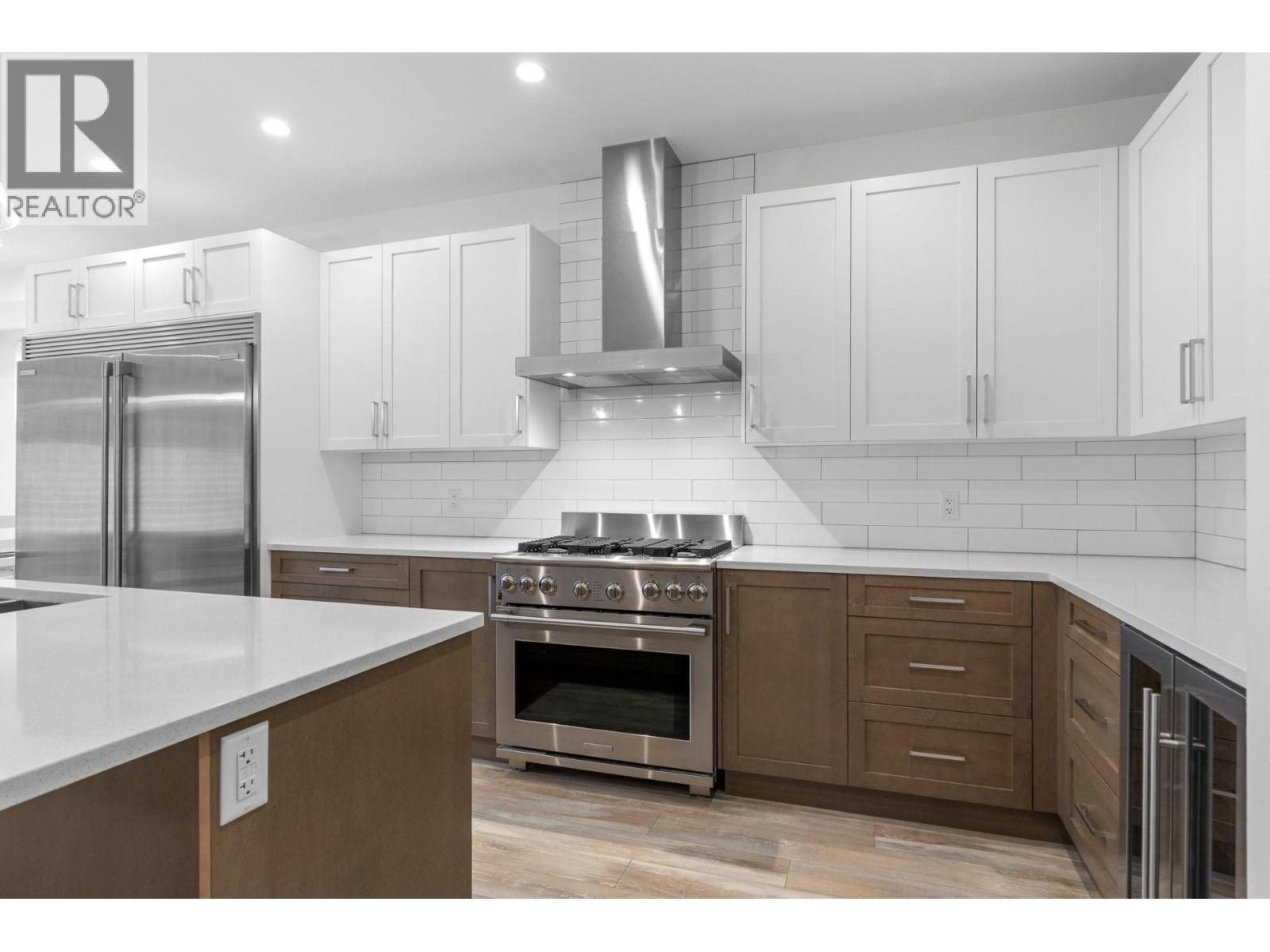 827 Saucier Avenue - 17
