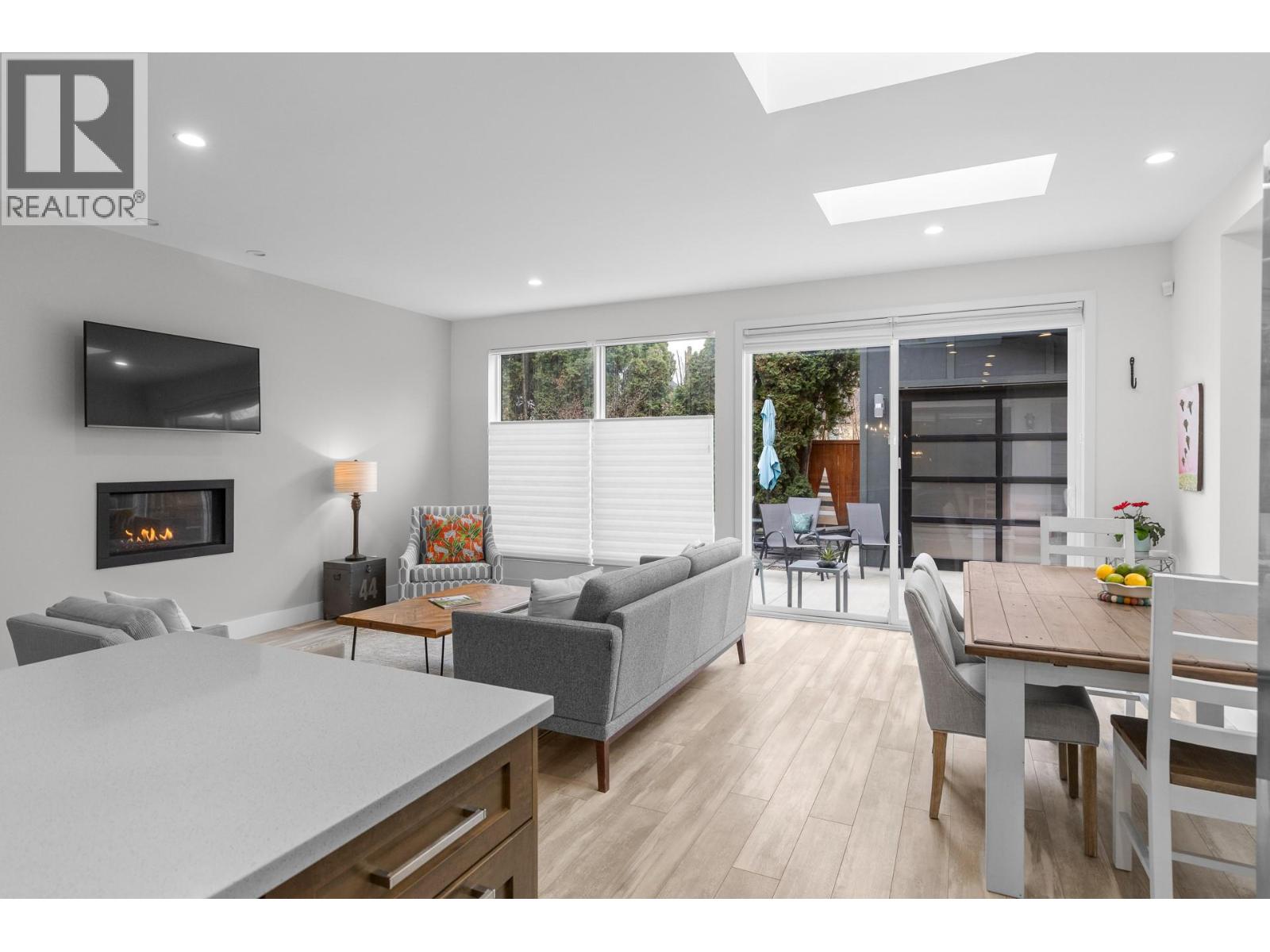 827 Saucier Avenue - 21