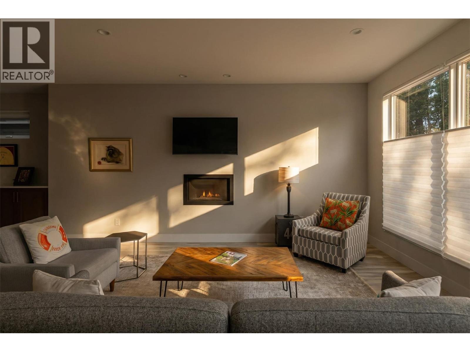 827 Saucier Avenue - 7