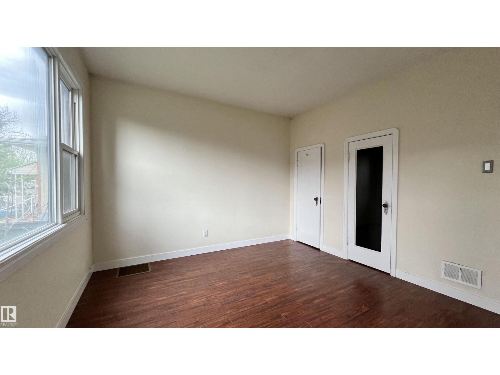 10839 109 ST NW - 10