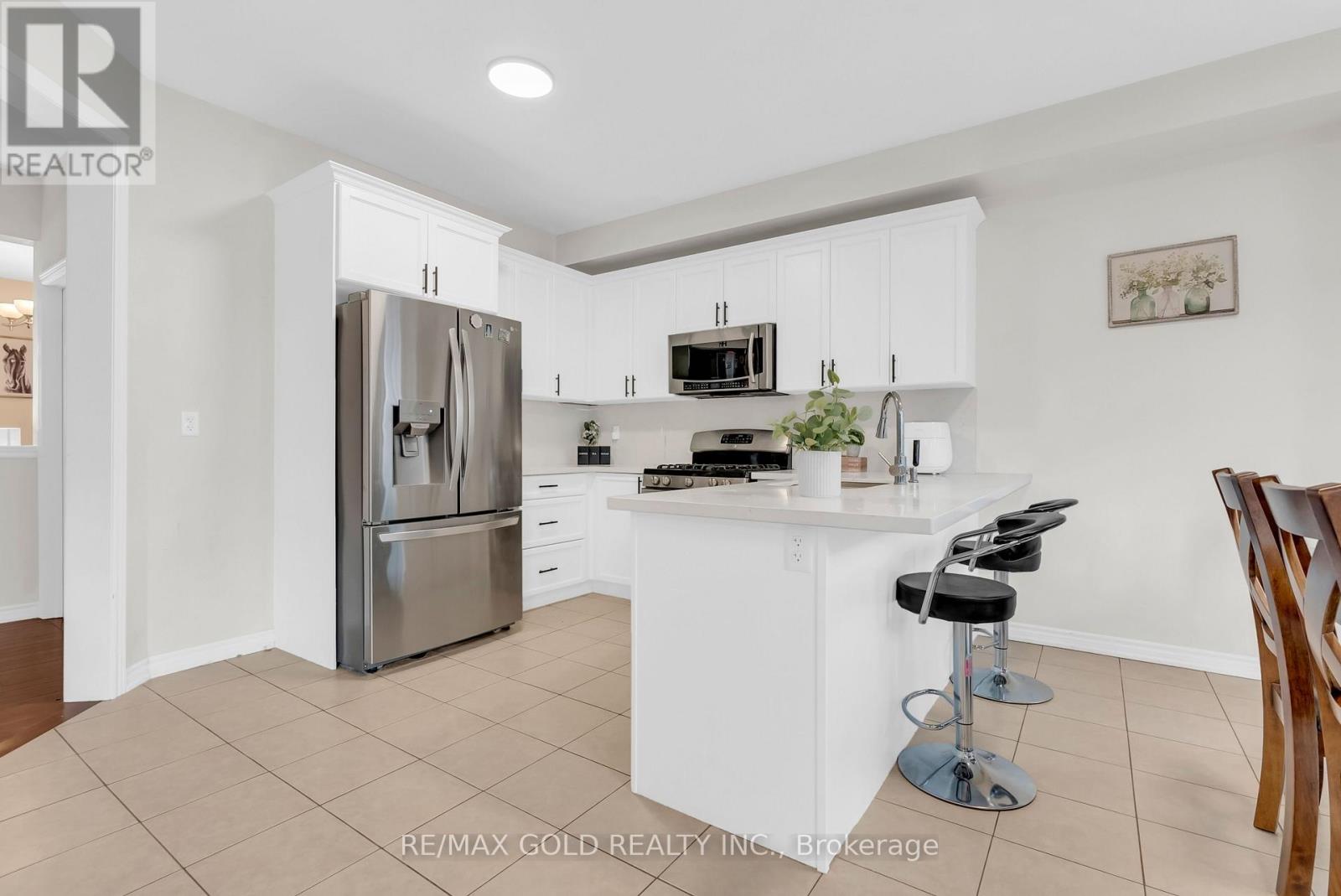 569 MILLER WAY - 13