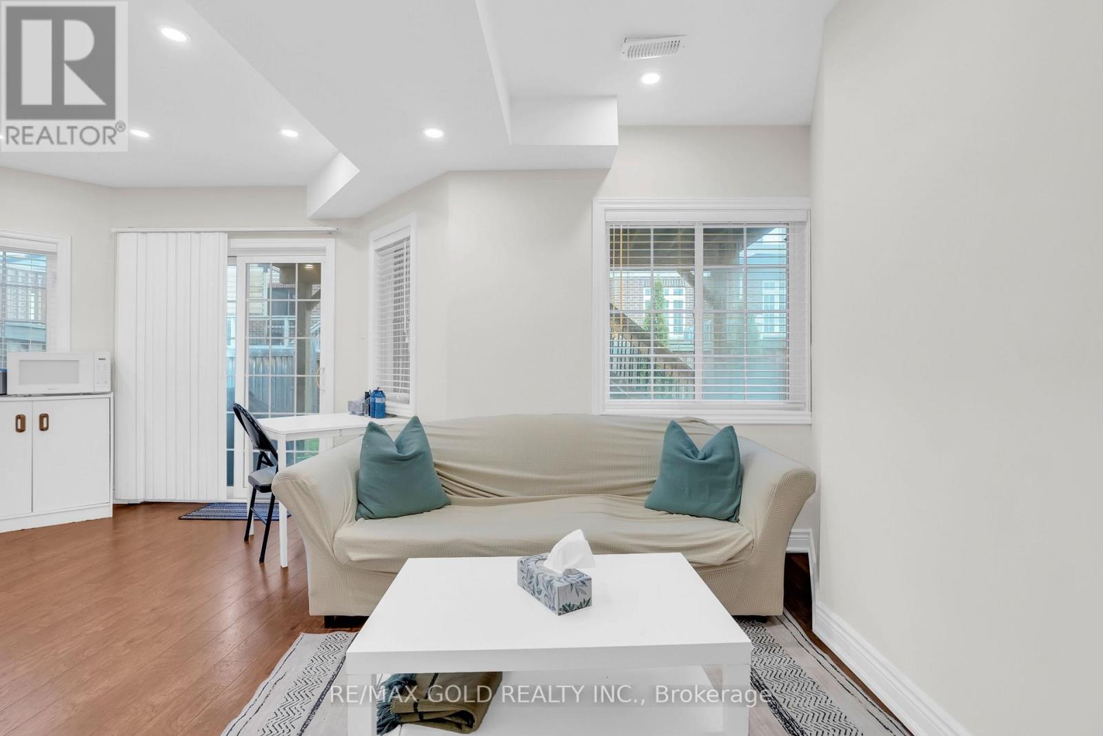 569 MILLER WAY - 31