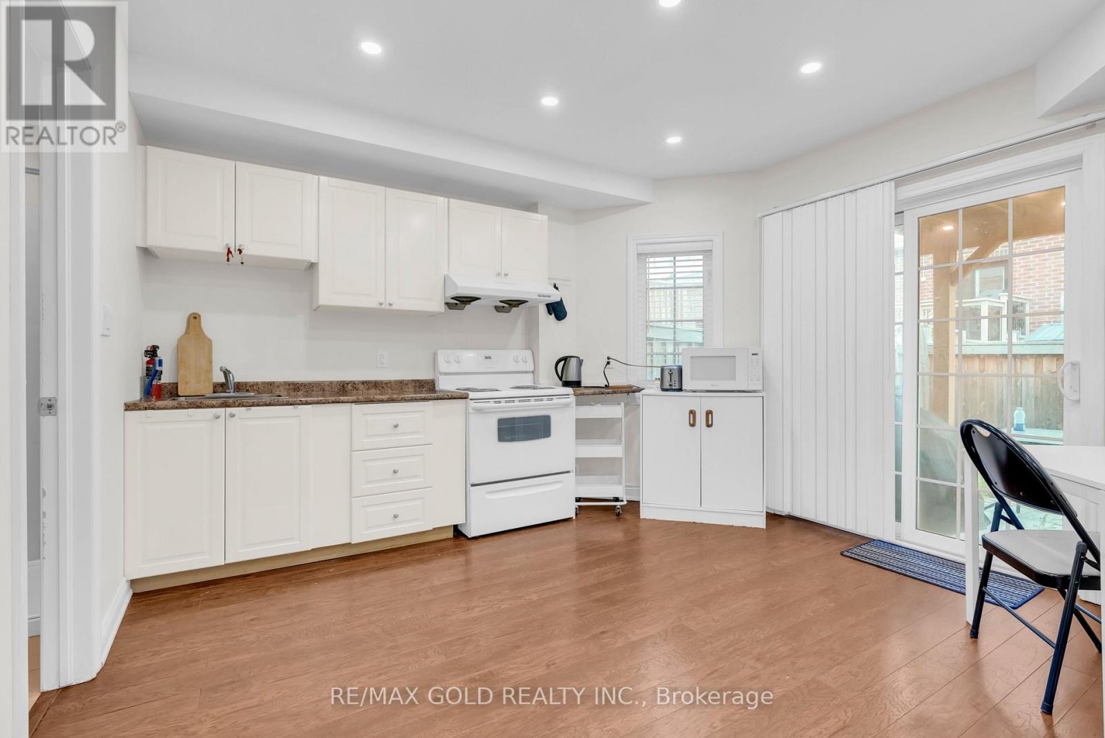 569 MILLER WAY - 33