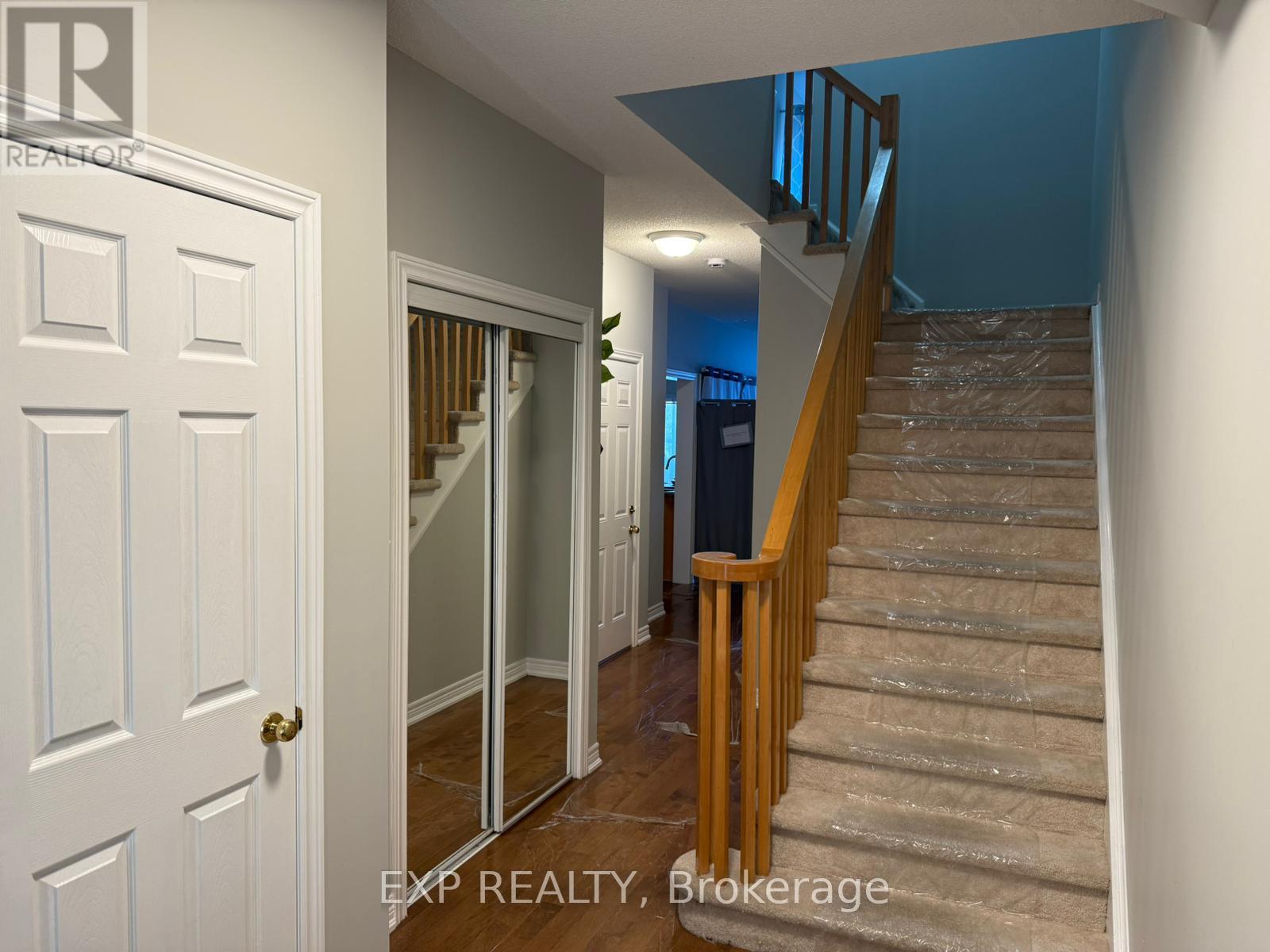5066 MERCER COMMON - 2